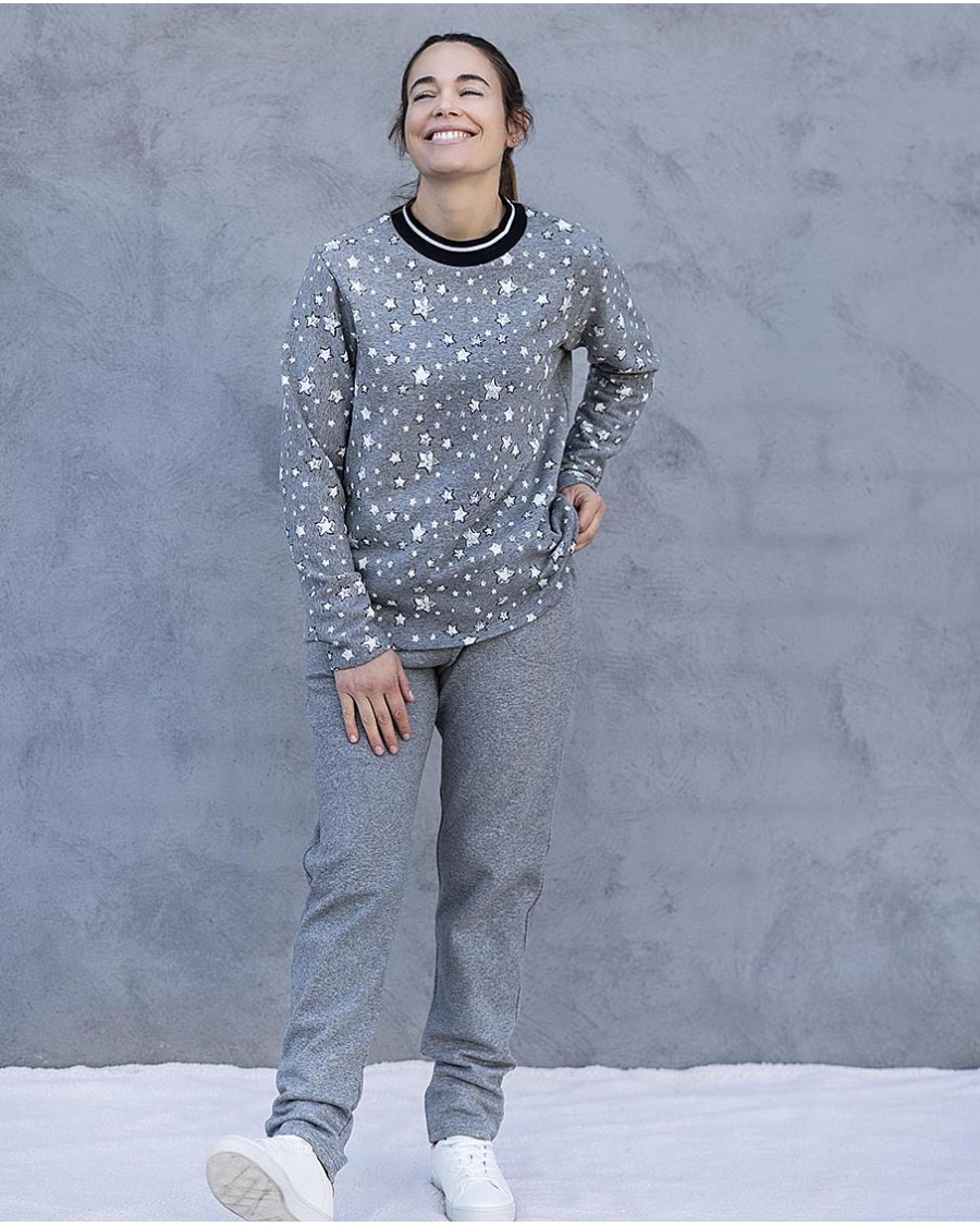 CHANDAL DE TEJIDO GRUESO DE FELPA ESTAMPADA