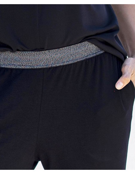 PANTALÓN DE CREPÉ LISO CON CINTURA ELÁSTICA DE FANTASÍA