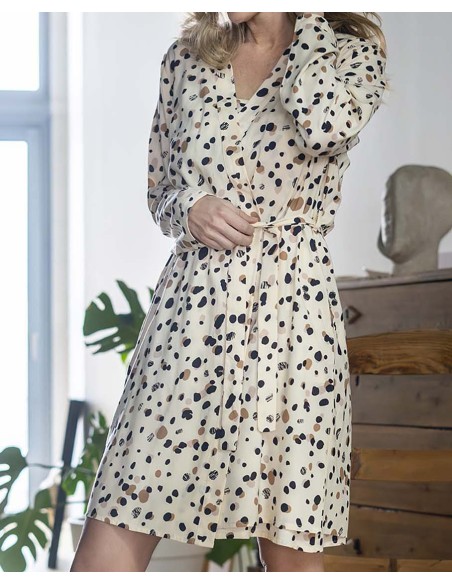 BATA CRUZADA ESTAMPADA CON CINTURON 100%VISCOSA BATA CRUZADA ESTAMPADA CON CINTURON 100%VISCOSA