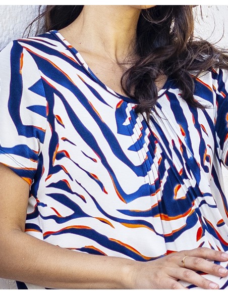 VESTIDO ESTAMPADO CON MANGAS Y BOLSILLOS